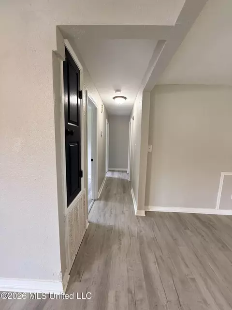 Entry Way - 6236 Frederick St, Moss Point, MS 39563 photo 1 of 1