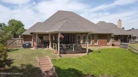 Exterior - 110 Willow Crest Cir, Brandon, MS 39047 photo 12 of 12
