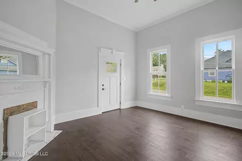 Living - 103 S 3rd St, Wiggins, MS 39577 photo 2 of 4