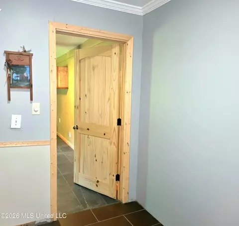 Entry Way - 131 Campbell Rd, Jayess, MS 39641 photo 3 of 3