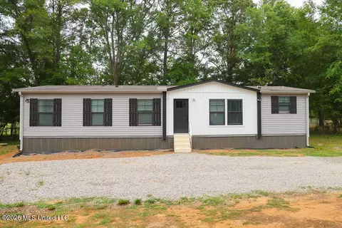 2336 Sharon Rd, Canton, MS 39046