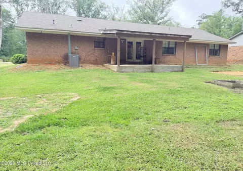 Exterior - 151 Oak Park Dr, Forest, MS 39074 photo 3 of 3