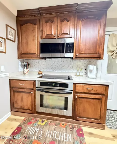 Kitchen - 151 Oak Park Dr, Forest, MS 39074 photo 1 of 3