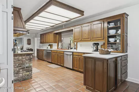 Kitchen - 111 Partins Rd, Lucedale, MS 39452 photo 3 of 3
