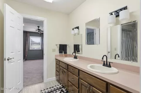 Bath - 111 Partins Rd, Lucedale, MS 39452 photo 2 of 3