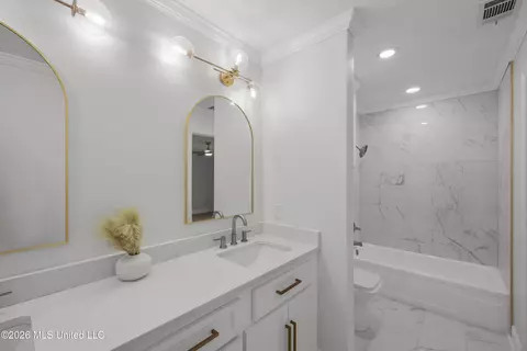 Bath - 143 Rolling Meadows Dr, Jackson, MS 39211 photo 5 of 5