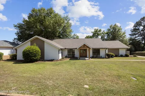 Exterior - 143 Rolling Meadows Dr, Jackson, MS 39211 photo 2 of 8