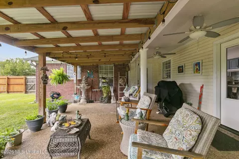 Exterior - 1113 Orchardview Cv, Brandon, MS 39042 photo 9 of 15