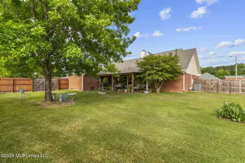 Exterior - 1113 Orchardview Cv, Brandon, MS 39042 photo 14 of 15