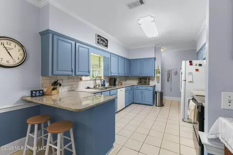 Kitchen - 1113 Orchardview Cv, Brandon, MS 39042 photo 1 of 4