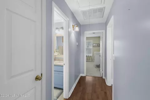 Entry Way - 1113 Orchardview Cv, Brandon, MS 39042 photo 3 of 3