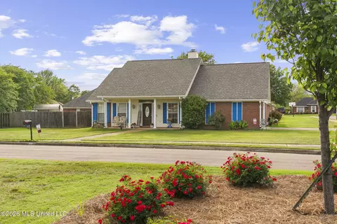 Exterior - 1113 Orchardview Cv, Brandon, MS 39042 photo 3 of 15