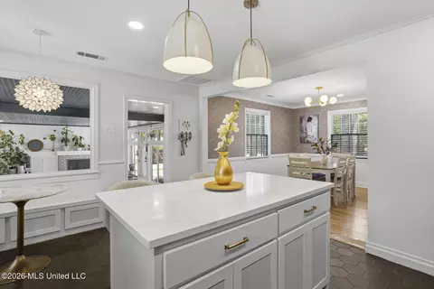 Kitchen - 3555 Cowan Pl, Jackson, MS 39216 photo 4 of 5