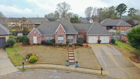 103 Bridge Hollow Ln, Canton, MS 39046