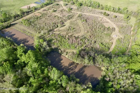 364 Yandell Rd, Canton, MS 39046 photo 4