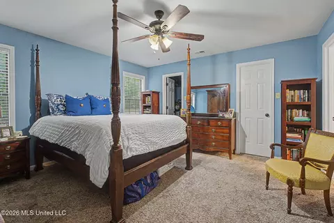 Bedroom - 2601 Birch Island Dr, Nesbit, MS 38651 photo 1 of 4