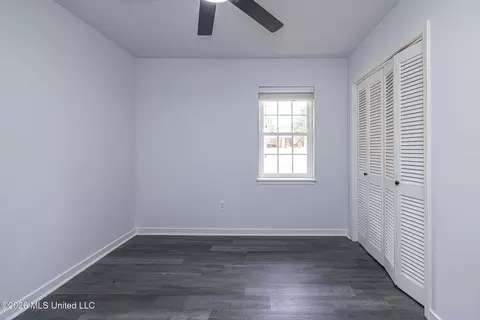 Bedroom - 1117 Plantation Blvd, Jackson, MS 39211 photo 2 of 5