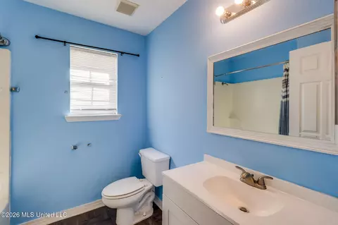 Bath - 5 Michael Ct, Long Beach, MS 39560 photo 3 of 4