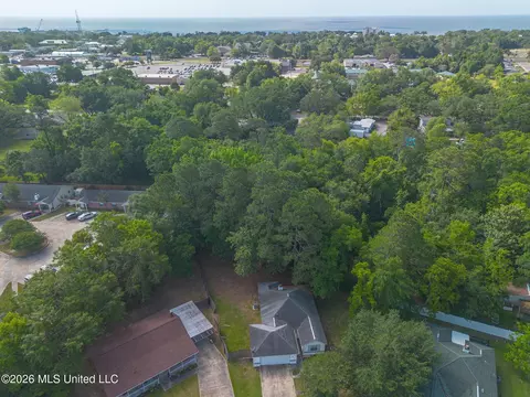 View/Area - 5 Michael Ct, Long Beach, MS 39560 photo 2 of 2
