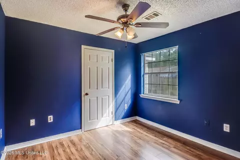 Bedroom - 5 Michael Ct, Long Beach, MS 39560 photo 3 of 6