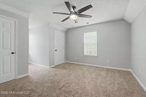 Bedroom - 6795 Goodman Rd, Walls, MS 38680 photo 3 of 3