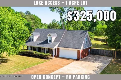 6795 Goodman Rd, Walls, MS 38680