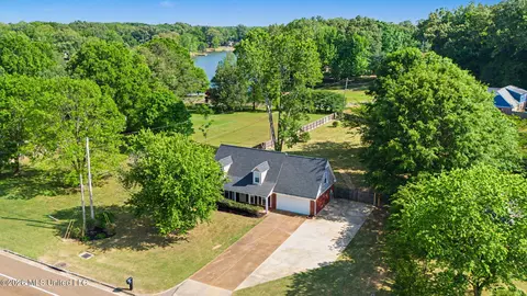 View/Area - 6795 Goodman Rd, Walls, MS 38680 photo 4 of 8