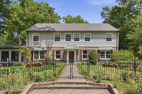 622 Broadway Ave, Jackson, MS 39216