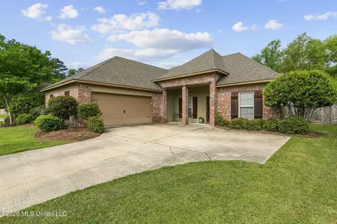 Exterior - 244 Stonebridge Blvd, Brandon, MS 39042 photo 2 of 8