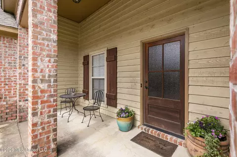 Exterior - 244 Stonebridge Blvd, Brandon, MS 39042 photo 3 of 8