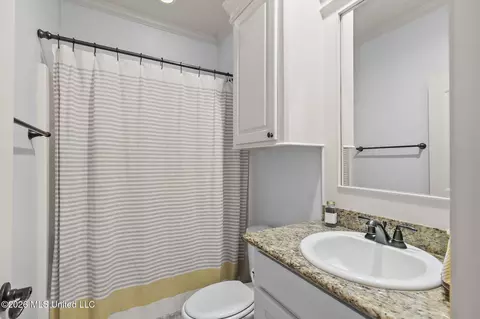 Bath - 244 Stonebridge Blvd, Brandon, MS 39042 photo 4 of 4