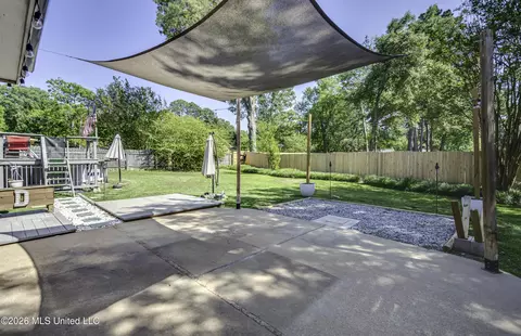 Exterior - 201 Oak Bnd, Madison, MS 39110 photo 8 of 10