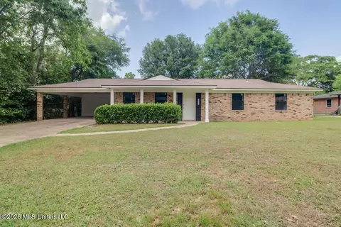 15304 Stephen Dr, Gulfport, MS 39503