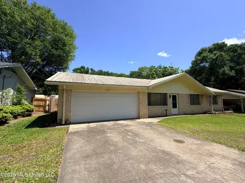 568 Dryden Ave, Jackson, MS 39209