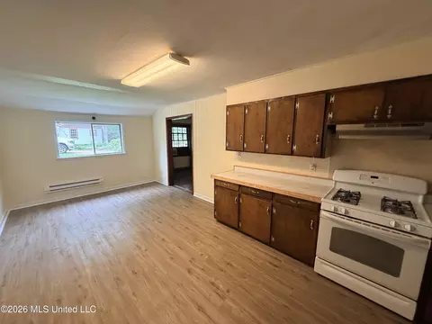 Kitchen - 3148 Sylvester Dr, Jackson, MS 39212 photo 1 of 1