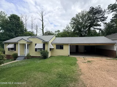 3148 Sylvester Dr, Jackson, MS 39212
