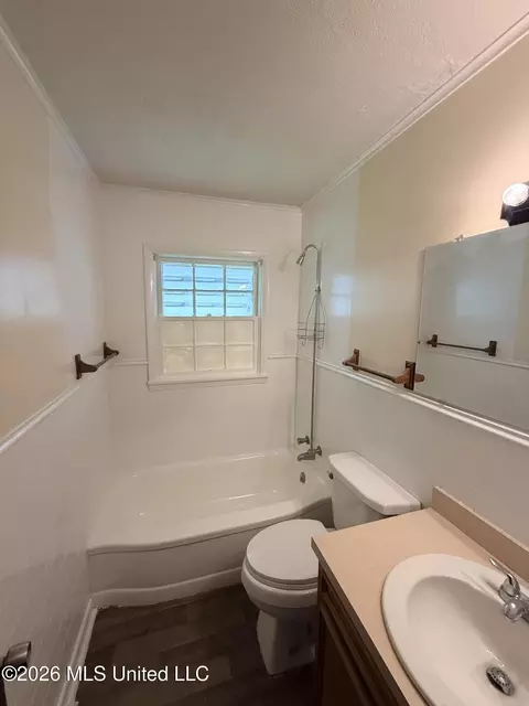 Bath - 3148 Sylvester Dr, Jackson, MS 39212 photo 1 of 3