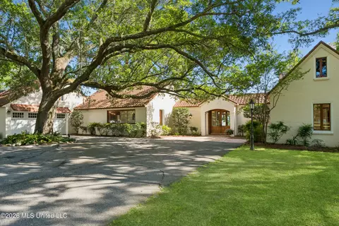 10301 Pointe Aux Chenes Rd, Ocean Springs, MS 39564