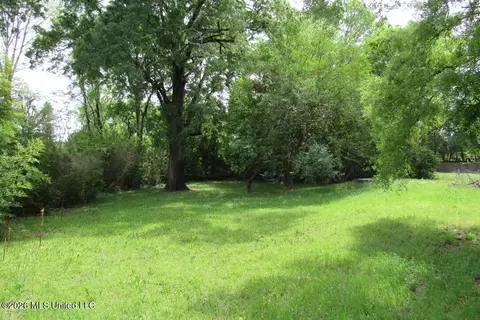 0 Riverview Dr, Jackson, MS 39202