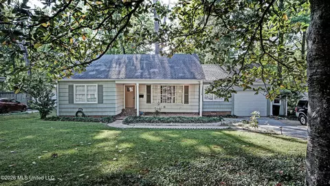 4527 Meadowridge Dr, Jackson, MS 39206