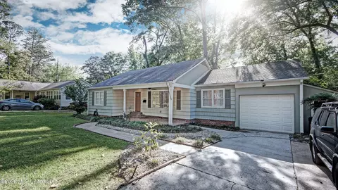 Exterior - 4527 Meadowridge Dr, Jackson, MS 39206 photo 1 of 8