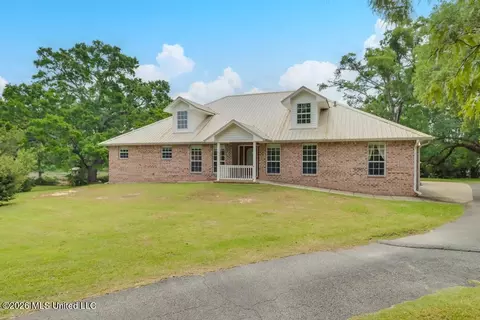 14101 Lemoyne Blvd, Biloxi, MS 39532