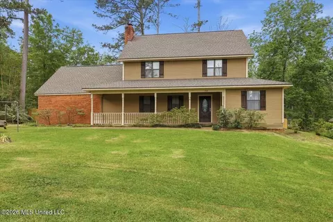 210 Magnolia Trl, Brandon, MS 39047