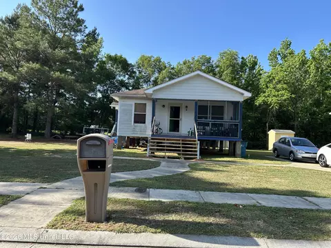 9 Thrivent Ln, Long Beach, MS 39560