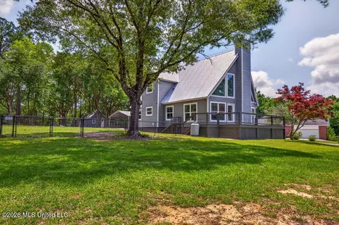 Exterior - 6109 Juniper Dr, Vancleave, MS 39565 photo 4 of 19