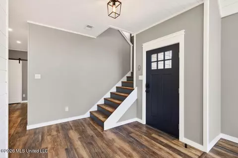 Entry Way - 6109 Juniper Dr, Vancleave, MS 39565 photo 1 of 4