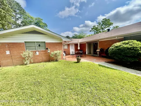 Exterior - 228 Sinclair St, Mccomb, MS 39648 photo 3 of 13