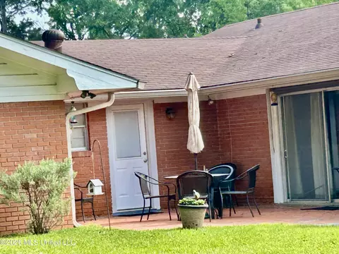 Exterior - 228 Sinclair St, Mccomb, MS 39648 photo 10 of 13