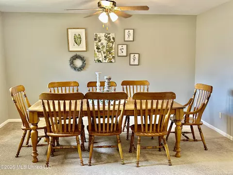 Dining - 228 Sinclair St, Mccomb, MS 39648 photo 1 of 3