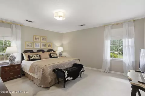 Bedroom - 235 Brae Burn Dr, Jackson, MS 39211 photo 1 of 8